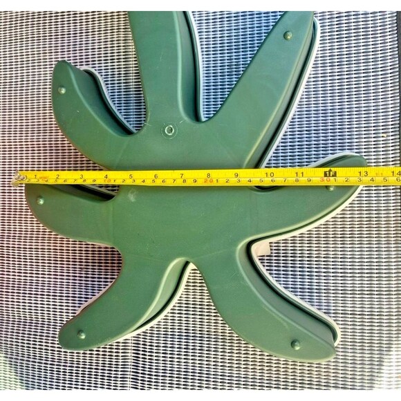 Le Gourmet Chef Palm Tree Servette 9 Section Covered Lid Snack Server Party Tray - Picture 10 of 11